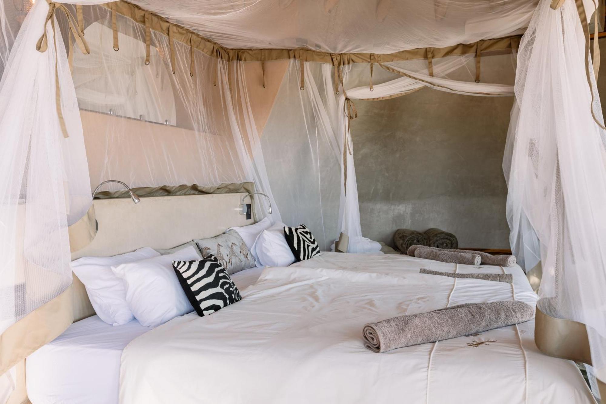 Kalahari Red Dunes Lodge Kalkrand Bagian luar foto